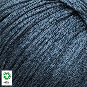Close-up of Løvetand by CaMaRose, a 100% organic linen chainette yarn in dark blue, ideal for summer knitwear and crochet projects.