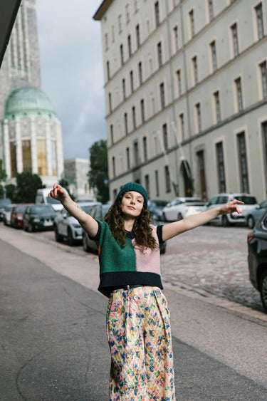 Laine | 52 Weeks of Easy Knits | Beginner-Friendly Patterns, , 52 easy knitting patterns from Laine: scarves, socks, sweaters & more. A must-have for beginners & mindful knitters. Discover simple, stylish knits today!, Knit With Me