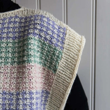 52 Weeks of Scrap Yarn + Scrap-A-Long event, , Included a free Scrap-A-Long KAL to celebrate the release of Laine 52 Weeks of Scrap Yarn. Dive into your stash yarn & make creative use of all those leftovers., Knit With Me