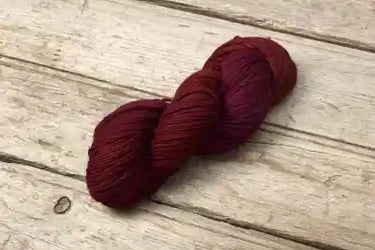 Manos del Uruguay | Maxima Yarn | Soft Hand-Dyed Merino Wool, Colour: Oxblood, Maxima by Manos del Uruguay is 100% extrafine merino, hand-dyed in vibrant shades. Soft, ethical, and ideal for cosy knits. Perfect for beginners & beyond!, Knit With Me