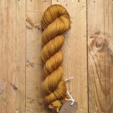 Knitting Shed | A&P Classic Sock 4ply | Merino Sock Yarn, Color: Fool's Gold, A hand-dyed 2-ply, fingering weight non, mulesed merino and nylon blend for beautifully soft and durable socks, hats and other accessories., Knit With Me