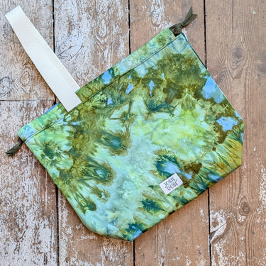 Ice Dyed Project Bags - XLarge in green with unique design and handles, perfect for crafts, featuring lining and interior pockets for organization.
