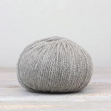 he Fibre Co. | &Make Aran | Highland Wool Alpaca Yarn, Color: Silver Screen, &Make Aran yarn is made from Highland wool and alpaca. An aran weight yarn made from twisted 2-ply with bright colours and hardwearing yarn. A great &Make yarn, Knit With Me