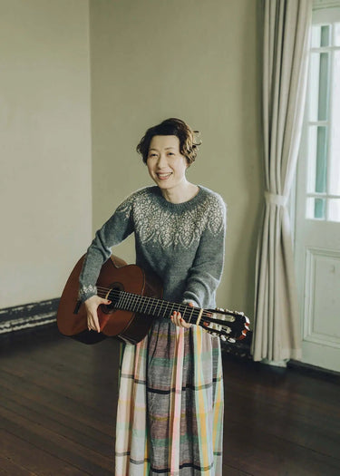 Amirisu - 27 Fall/Winter 2023, , This beautiful Japanese Knitting Magazine is the Fall/Winter Issue features knits full of thoughtful, creative details inspired by music. Including an interview with beadwork artist Madison Holler, a project from Lori Ann