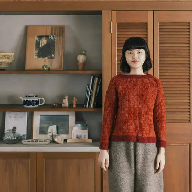 Model wearing a top-down sweater from Amirisu Assemblage Vol. 2 collection