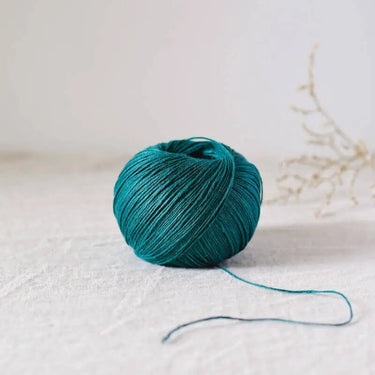 De Rerum Natura | Antigone Yarn | Silky Linen for Summer, Colour: Libellule, De Rerum Natura Antigone is 100% linen yarn with a silky, cool feel. Perfect for summer knits like tops and cardigans. Naturally grown flax. Shop eco yarns now, Knit With Me