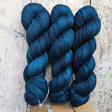 A&P Plump Sock DK Yarn | Hand-Dyed Merino Nylon Blend, Color: Tides, Ainsworth & Prin's A&P Plump Sock DK is a soft, hand-dyed yarn of 80% superwash merino & 20% nylon. 100g skein, 243m. Ideal for socks, hats & more., Knit With Me