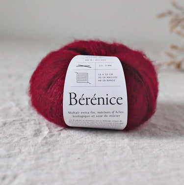 De Rerum Natura| Bérénice | Goat Fibres | Soft Yarn, Color: Aubépine, Bérénice is a unique blend of animal welfare Angora goat and the soft, plump Merino wool from organic Merinos d'Arles. Fingering yarn, dyed from ecological dye, Knit With Me