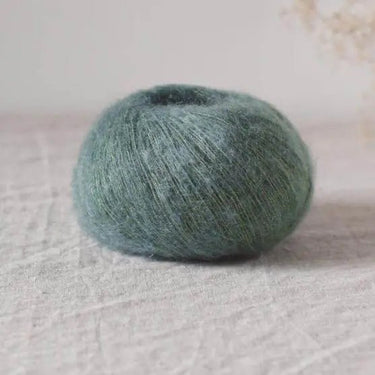 De Rerum Natura| Bérénice | Goat Fibres | Soft Yarn, Color: Eucalyptus, Bérénice is a unique blend of animal welfare Angora goat and the soft, plump Merino wool from organic Merinos d'Arles. Fingering yarn, dyed from ecological dye, Knit With Me