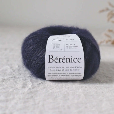 De Rerum Natura| Bérénice | Goat Fibres | Soft Yarn, Color: Figue, Bérénice is a unique blend of animal welfare Angora goat and the soft, plump Merino wool from organic Merinos d'Arles. Fingering yarn, dyed from ecological dye, Knit With Me