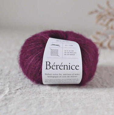 De Rerum Natura| Bérénice | Goat Fibres | Soft Yarn, Color: Prune, Bérénice is a unique blend of animal welfare Angora goat and the soft, plump Merino wool from organic Merinos d'Arles. Fingering yarn, dyed from ecological dye, Knit With Me