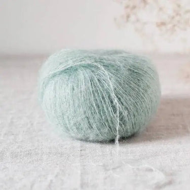 De Rerum Natura| Bérénice | Goat Fibres | Soft Yarn, Color: Sauge, Bérénice is a unique blend of animal welfare Angora goat and the soft, plump Merino wool from organic Merinos d'Arles. Fingering yarn, dyed from ecological dye, Knit With Me