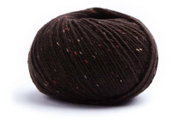 Lamana | Como | Super Fine Merino, Color: 65T Mokka Tweed, Lamana Como is ultra-soft merino wool, perfect for double knitting wool (DK wool) projects. This DK yarn offers warmth, lightness, and quality! 25g DK yarn, Knit With Me