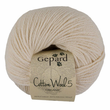 CottonWool 5 Organic cotton and wool yarn by Gepard Garn in 101 Cream