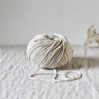 De Rerum Natura | Cyrano | Chunky Yarn, Color: Poivre Blanc, Discover Cyrano by De Rerum Natura, a soft chunky yarn perfect for chunky knit blankets, chunky knitting wool, and cosy projects. Shop this aran wool now!, Knit With Me
