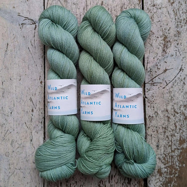 Wild Atlantic| Emer | Organic Merino Wool, Colour: Clover, Emer is a beautifully squishable organic merino wool. This fine base is wonderfully soft, making it the perfect match for next to skin garments and accessories. 4-ply/fingering weight 100g/400m. V