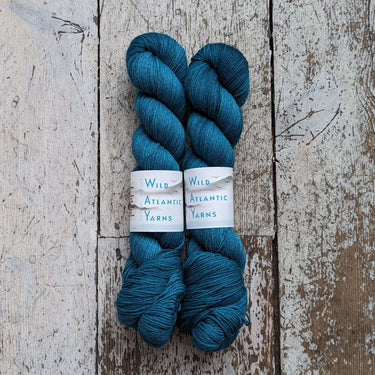 Wild Atlantic| Emer | Organic Merino Wool, Colour: Malard, Emer is a beautifully squishable organic merino wool. This fine base is wonderfully soft, making it the perfect match for next to skin garments and accessories. 4-ply/fingering weight 100g/400m. V