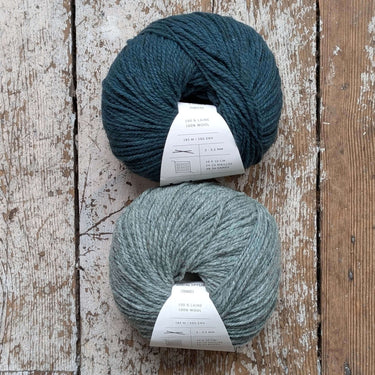 Wolfie Hat Kit | Colourwork Knitting Kit, Colour: Classic Kit 1 - Fusian/Poivre Blanc, Knitted hat kit, includes Ulysse Merino yarn and knitting pattern. A great knitting kit if you want to make your own wooly hat, a knitting hat kit at its best. , Knit W