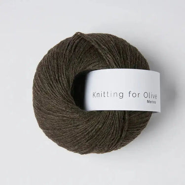 Knitting For Olive | Merino | Fingering Weight, Color: Sky, Soft, breathable merino wool yarn for ethical knitwear. Fingering weight, non-mulesed & ideal knitting wool UK for layering & outdoor makes, Knit With Me