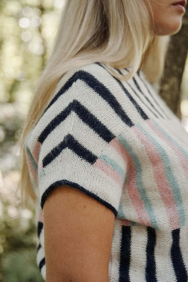 Laine Magazine Issue 24 - Spring, , Laine 24 Spring, Brushstrokes, features beautiful textures and interesting techniques with 12 new knitting patterns. , Knit With Me