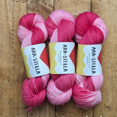 ARA STELLA Luxe Sock Yarn | Hand-Dyed Merino Blend 4ply, Color: Strawberry Tart, Lusciously soft ARA STELLA Luxe Sock yarn, hand-dyed in Surrey. Made with extra fine superwash merino and nylon for strength. Ideal for socks & scarves., Knit With Me