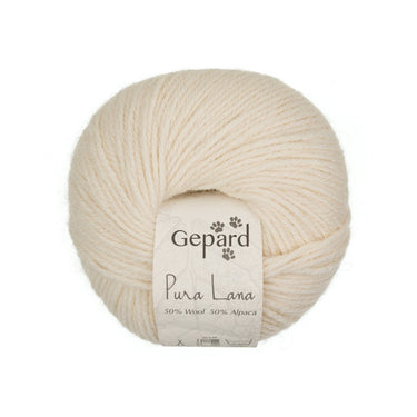 Pura Lana merino and alpaca yarn by Gepard Garn in 101 Raw