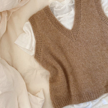 Stockholm Slipover V-neck | PetiteKnit | Printed Pattern in option at Knit With Me yarn shop