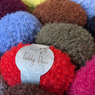 Teddy Dear by Gepard close up Group shot in Knit With Me Yarn shop