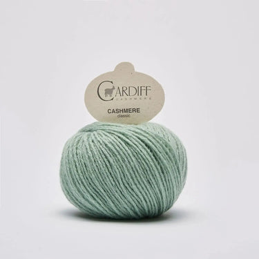 Cardiff Cashmere Classic,Colour: 591 RUNNER,Cardiff Cashmere Classic is a 100% pure cashmere hand-knitting yarn which feels like clouds of luxury! Classic can be used for a wide selection of projects ranging from simple accessories to more complicated swe