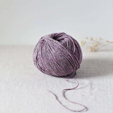 De Rerum Natura | Gilliatt | Merino Yarn, Colour: Bruyere, Gilliatt a gorgeous merino wool yarn. An Arran to Worsted weight yarn, top pick for jumper yarn. One of the besting selling merino yarns, from De Rerum Natura, Knit With Me