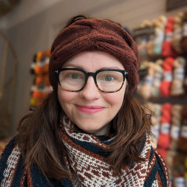 Ilma Kit with Lamana Como Grande, Color: 67T Mustard, This ear warmer, by the designers at Lamana, is just gorgeous! It is a super quick knit, so a great quick knit gift, or perfect if in need of a finished object quick hit! It's knitted back and forth an