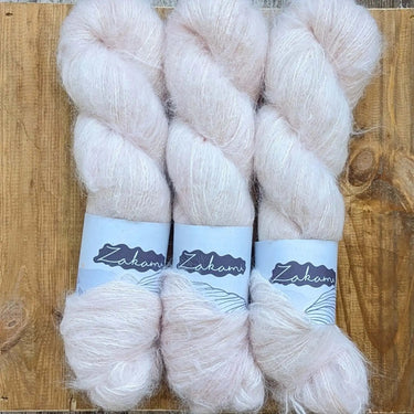 Zakami | Brushed Suri Alpaca | 100% Brushed Suri Alpaca | Fingering Yarn, Colour: Pinc Cadalac, Dreamy 100% Brushed Suri Alpaca is incredibly soft and light in a very different way to Silk Mohair. It can absolutely be used on it's own as a fingering weigh