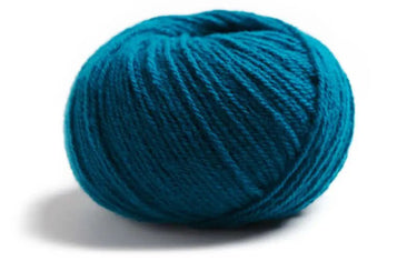 Lamana | Como | Super Fine Merino, Color: 24 Petrol, Lamana Como is ultra-soft merino wool, perfect for double knitting wool (DK wool) projects. This DK yarn offers warmth, lightness, and quality! 25g DK yarn, Knit With Me