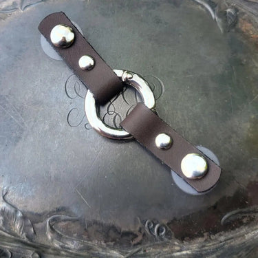 Jul Designs | Cordoba Bezel | Removable Knit Fastener, Colour: Bark & Nickel, Jul’s Cordoba Bezel Ring adds style & function to cardigans. A no-sew, removable fastener for knitwear—perfect UK accessory for modern makers, Knit With Me