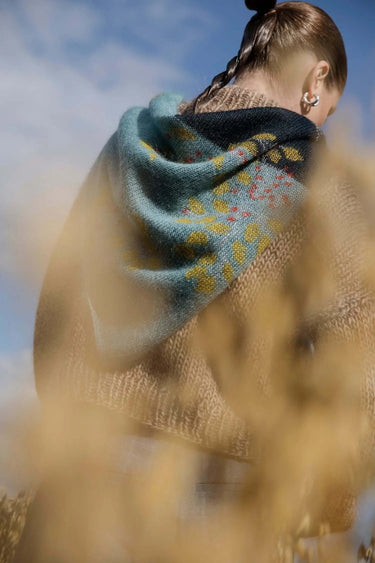 Cultivate: Knitting the Beauty of Nature, , In Cultivate, Dee Hardwicke and Jonna Helin come together to celebrate the beauty of everyday simplicity through the art of knitting. Featuring 20 timeless patterns, this collection blends Dee’s botanical scarve