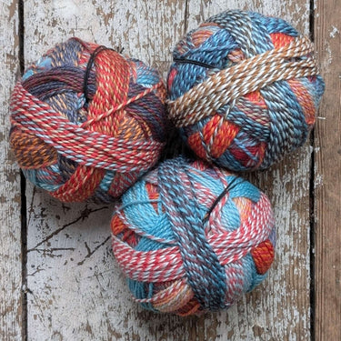 Schoppel | Edition 3 | Sport Weight Yarn, colour: Rumour Mill 2515, Extra-fine merino wool from Schoppel with stunning gradient colourway, from superwash wool. This machine washable merino yarn is an alternative for spincycle, Knit With Me