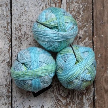 Schoppel | Edition 3 | Sport Weight Yarn, colour: Soft Tones 2598, Extra-fine merino wool from Schoppel with stunning gradient colourway, from superwash wool. This machine washable merino yarn is an alternative for spincycle, Knit With Me