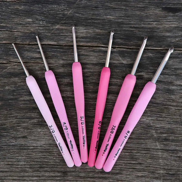 Tulip | Etimo Crochet Hook | Ergonomic Soft Grip, 0.2mm to 7mm,, Shop Tulip Etimo hooks with ergonomic grips for smooth, fatigue-free crocheting. Soft cushion handle & sleek hook tip for effortless stitching., Knit With Me