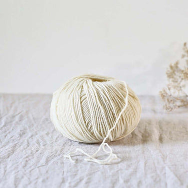 De Rerum Natura | Gilliatt | Merino Yarn, Colour: Sel, Gilliatt a gorgeous merino wool yarn. An Arran to Worsted weight yarn, top pick for jumper yarn. One of the besting selling merino yarns, from De Rerum Natura, Knit With Me