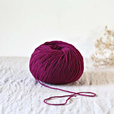 De Rerum Natura | Gilliatt | Merino Yarn, Colour: Confiture de Rose, Gilliatt a gorgeous merino wool yarn. An Arran to Worsted weight yarn, top pick for jumper yarn. One of the besting selling merino yarns, from De Rerum Natura, Knit With Me