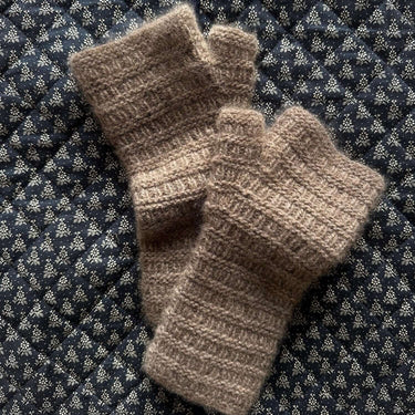 My Favourite Things Gloves No. 1 Fingerless Gloves Kit with Cardiff Cashmere, Colour: 599 Panna, Gloves No. 1 by My Favourite Things are a luxurious pair of fingerless gloves worked in a simple textured pattern. I knitted a pair over Christmas 2023 and ca