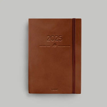 Laine - Knitting Year 2025 Planner, , The Knitter’s Year 2025 is more than just a weekly planner; it is a beautifully designed, practical companion tailored especially for knitters and makers. This indispensable everyday tool offers ample space to make pe