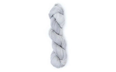 Lamana | Piura Arte Lace Yarn | Hand-Dyed Baby Alpaca, Color: 05 Silver Grey, Lamana Piura Arte is a luxurious lace-weight yarn made from pure baby alpaca. Soft yet structured, it’s perfect solo or held double for elegant and modern knits, Knit With Me