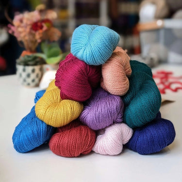 Illimani | Sabri I | Organic Cotton & Baby Alpaca Yarn, Color: 81 Bone, Sabri I is a GOTS-certified blend of baby alpaca & organic cotton. Lightweight & soft—perfect UK yarn for summer cardigans & shawls., Knit With Me