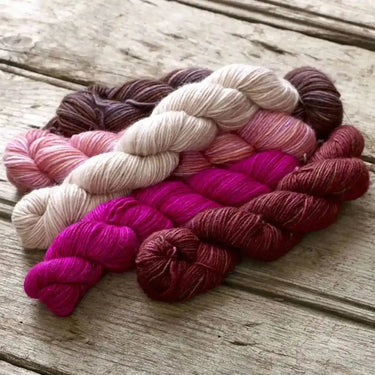 Manos del Uruguay | Fino Mini Skeins | Merino Silk Yarn, Color: Maud, Fino Mini Skeins blend soft merino & silk for luxe knits. Perfect UK yarn for gradients, colourwork & ethical making with rural impact., Knit With Me
