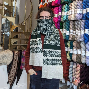 Wool Decanted vintage 23 - Growing Ivy Scarf Kit - Knit With Me